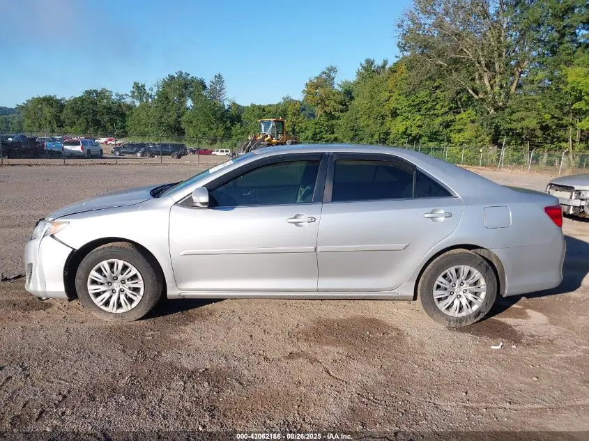 2013 TOYOTA CAMRY LE