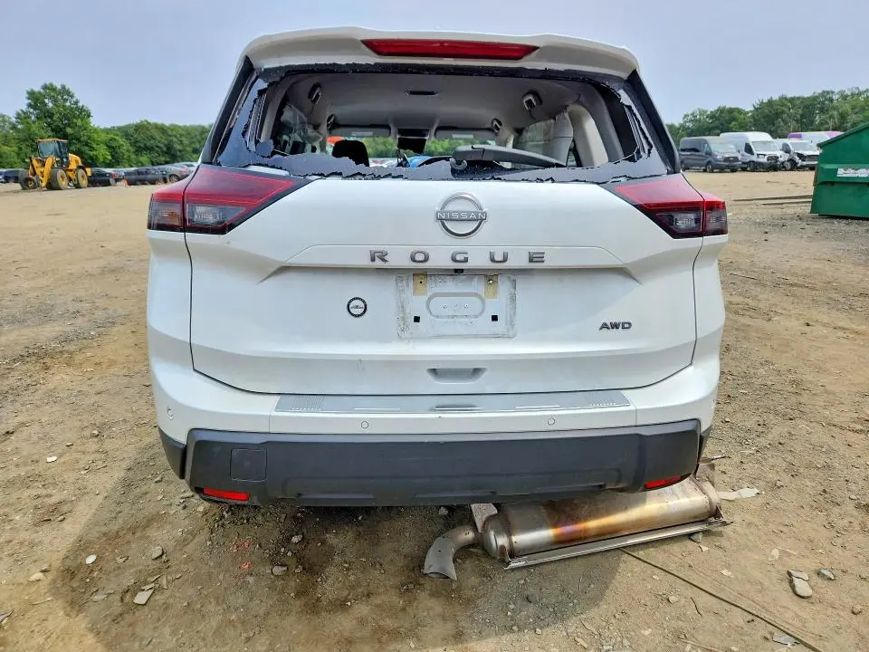 2025 NISSAN ROGUE SV  