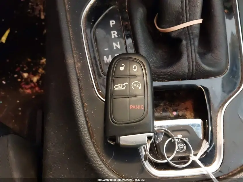 2019 JEEP CHEROKEE LIMITED 4X4