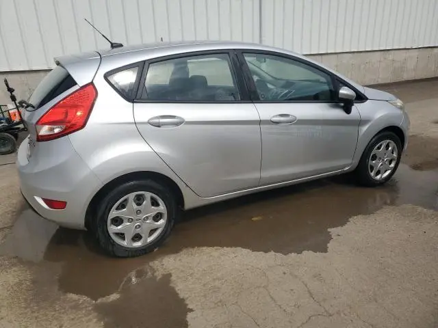 2011 FORD FIESTA SE  