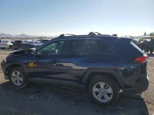2022 TOYOTA RAV4 XLE  