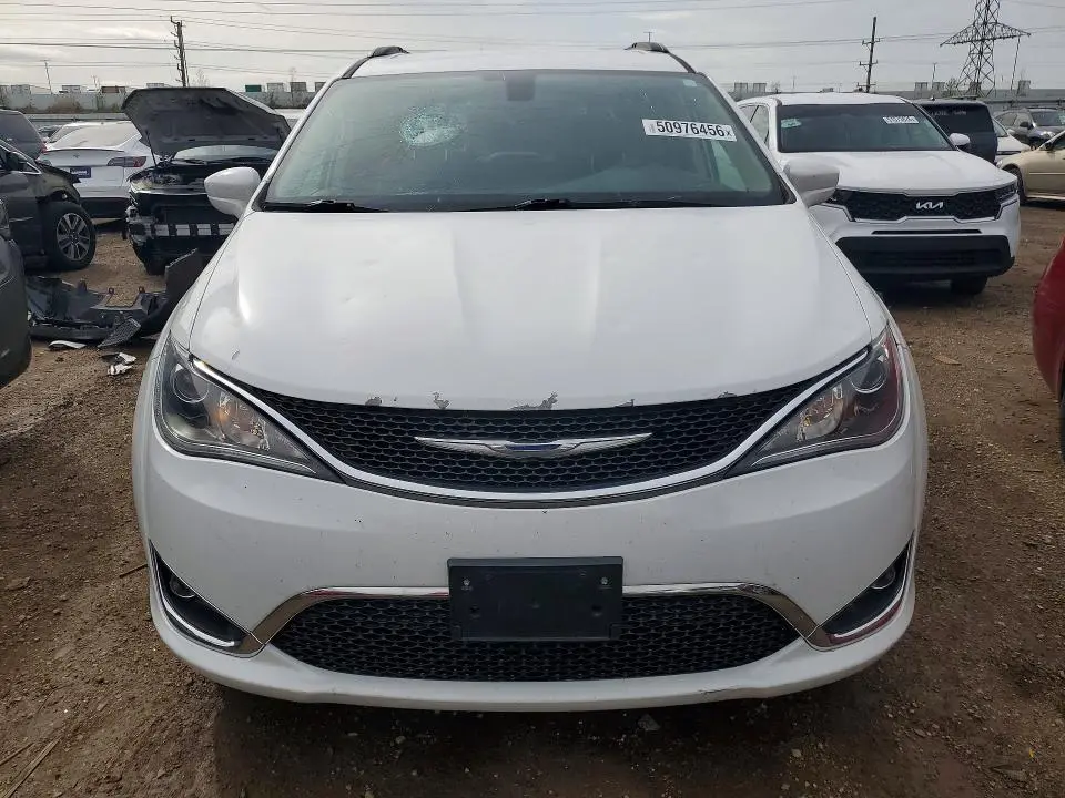 2017 CHRYSLER PACIFICA TOURING L  