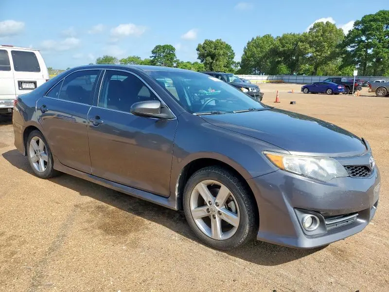 2013 TOYOTA CAMRY L  