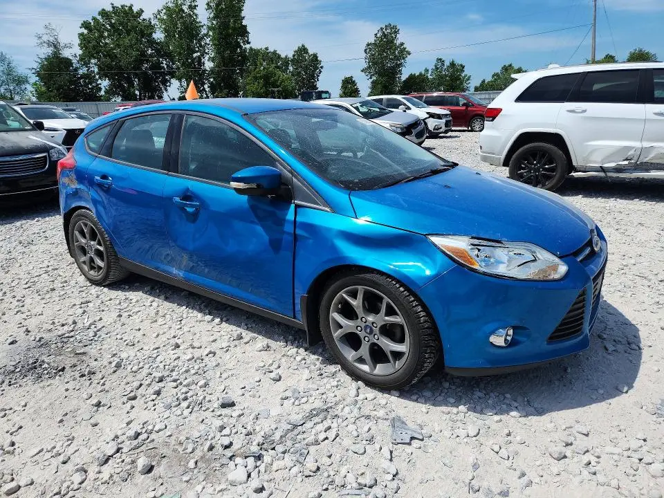 2014 FORD FOCUS SE  