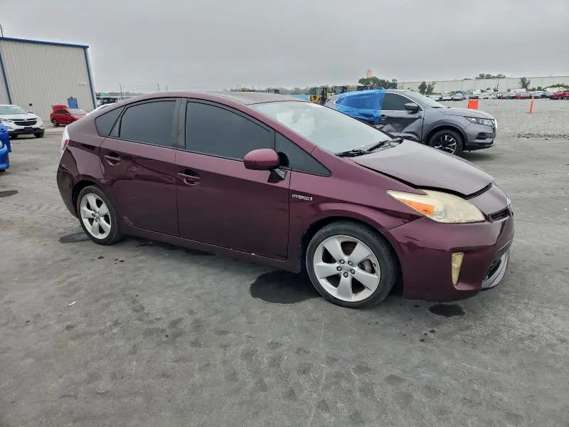 2013 TOYOTA PRIUS   
