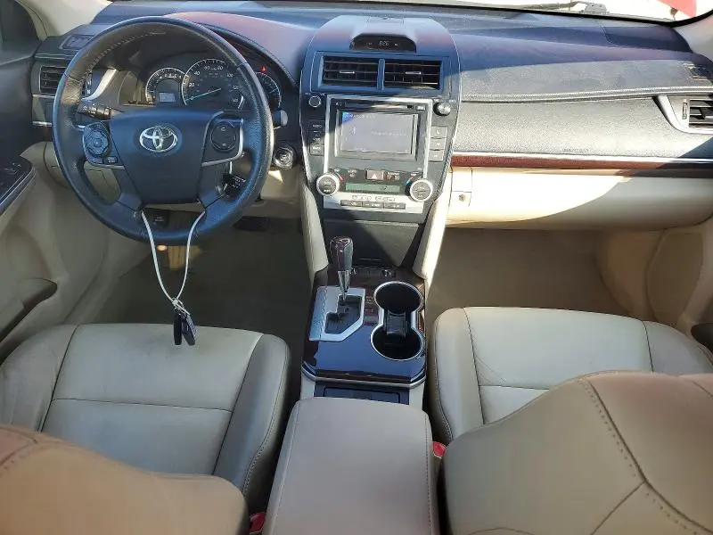 2013 TOYOTA CAMRY XLE  
