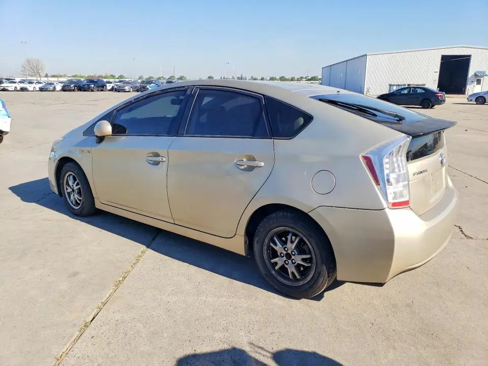 2010 TOYOTA PRIUS II  