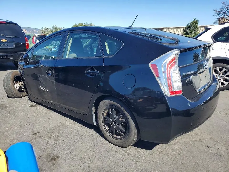2013 TOYOTA PRIUS TWO  