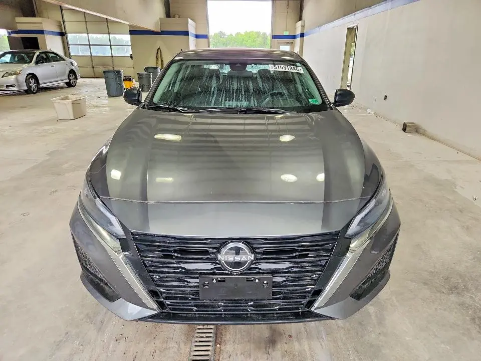 2024 NISSAN ALTIMA S  
