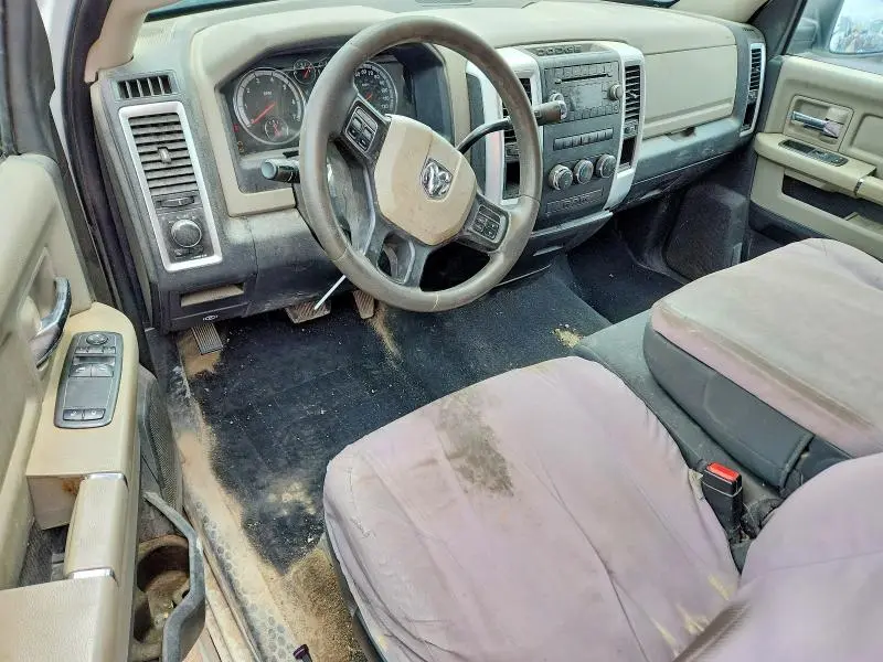2012 DODGE RAM 1500 SLT  