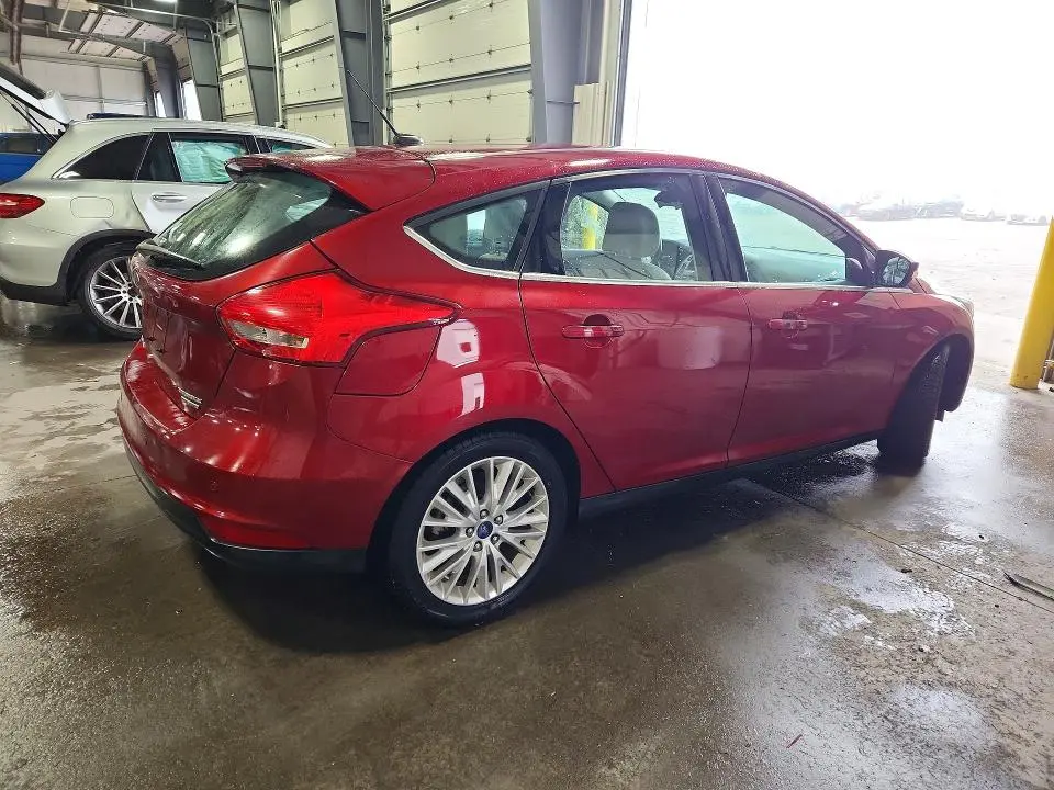 2015 FORD FOCUS TITANIUM  