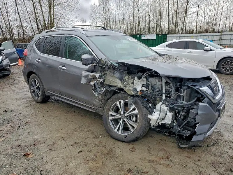2017 NISSAN ROGUE SV  