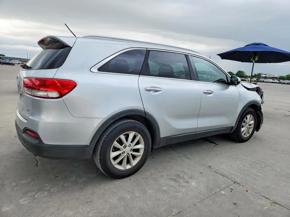 2016 KIA SORENTO LX  