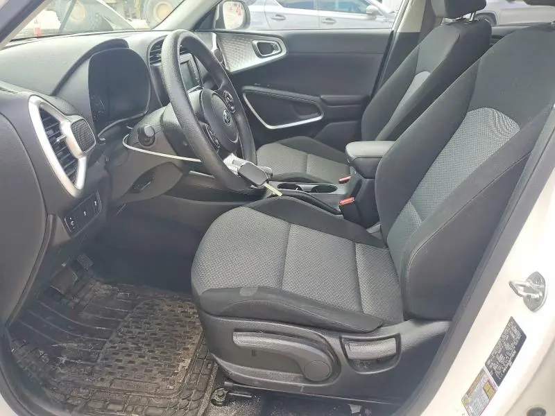 2021 KIA SOUL LX  