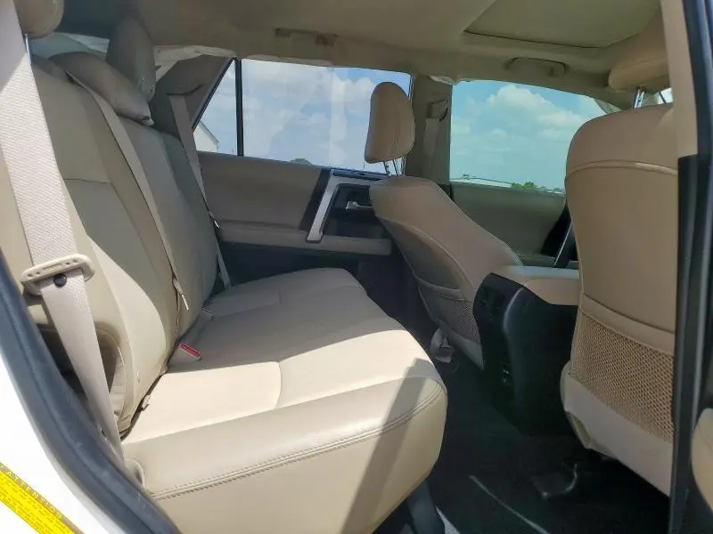 2018 TOYOTA 4RUNNER SR5/SR5 PREMIUM  