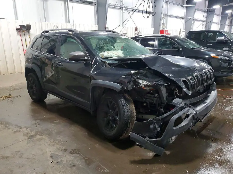 2014 JEEP CHEROKEE TRAILHAWK  