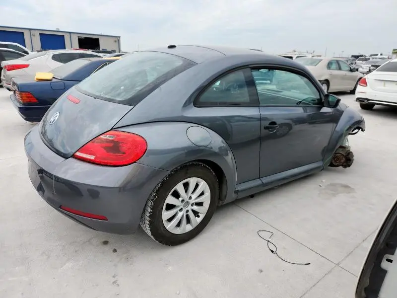 2013 VOLKSWAGEN BEETLE   