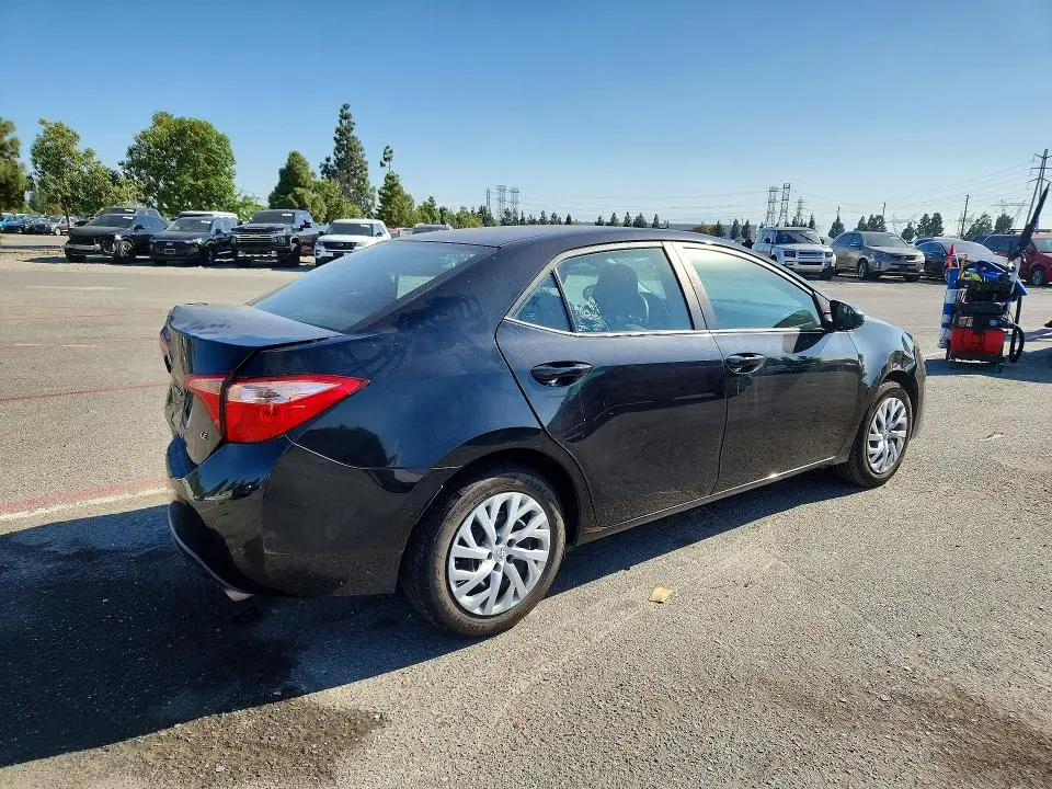 2019 TOYOTA COROLLA LE  