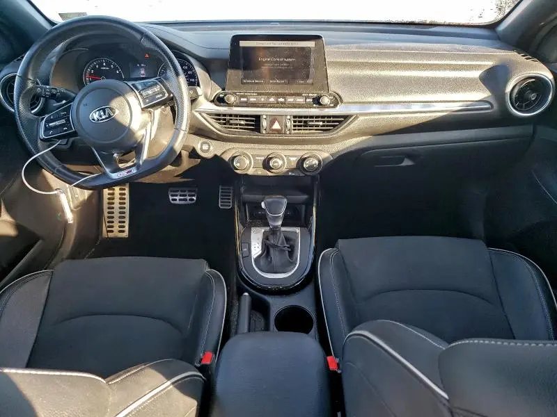 2021 KIA FORTE GT LINE  