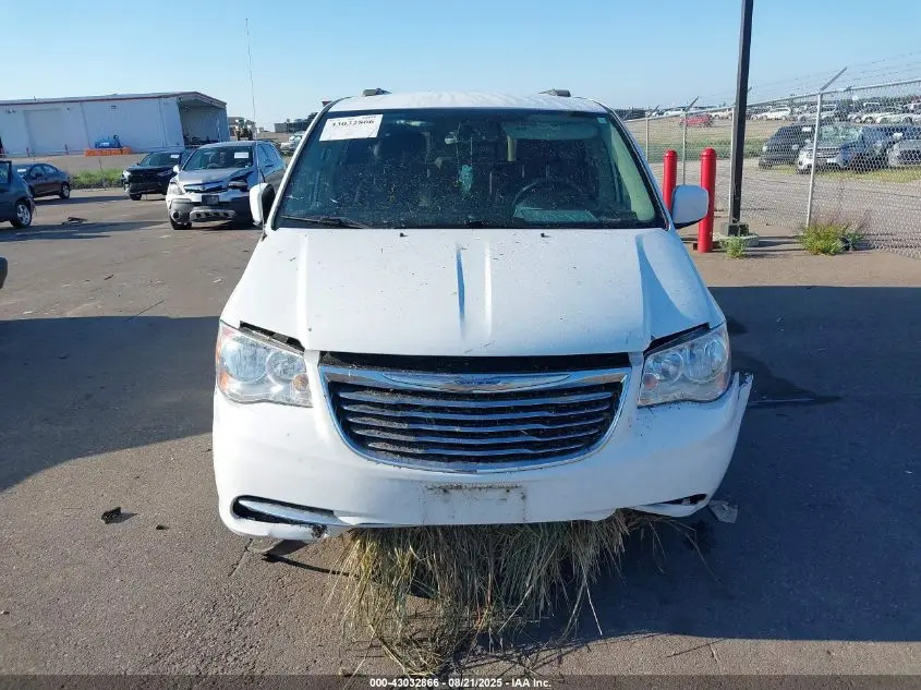 2016 CHRYSLER TOWN & COUNTRY TOURING