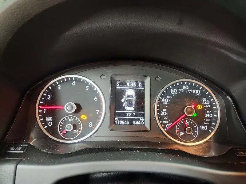 2014 VOLKSWAGEN TIGUAN S  