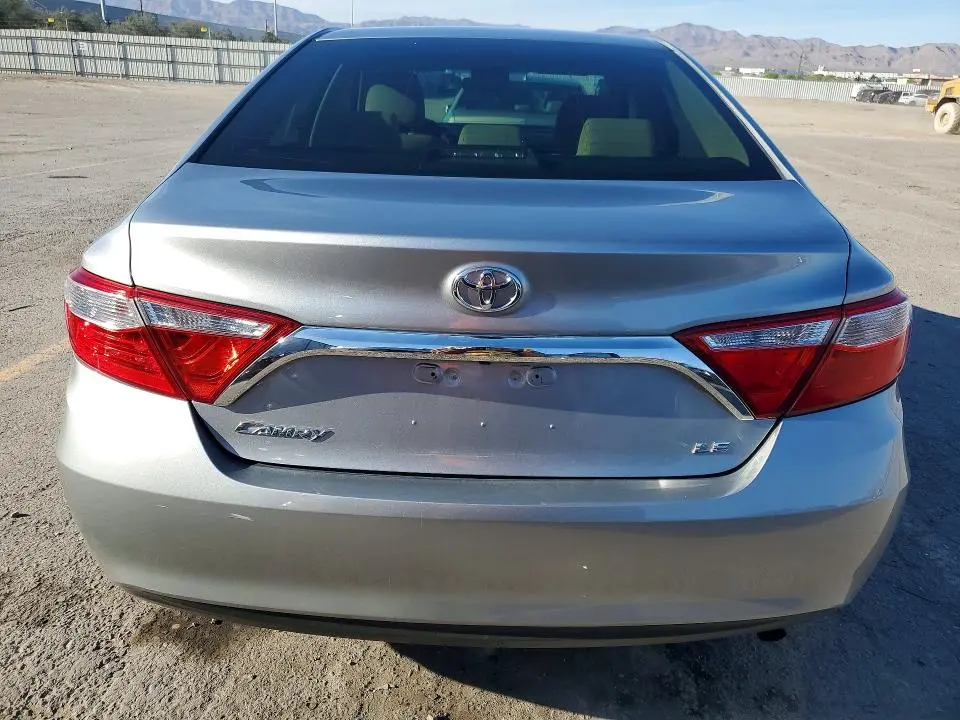 2015 TOYOTA CAMRY LE  
