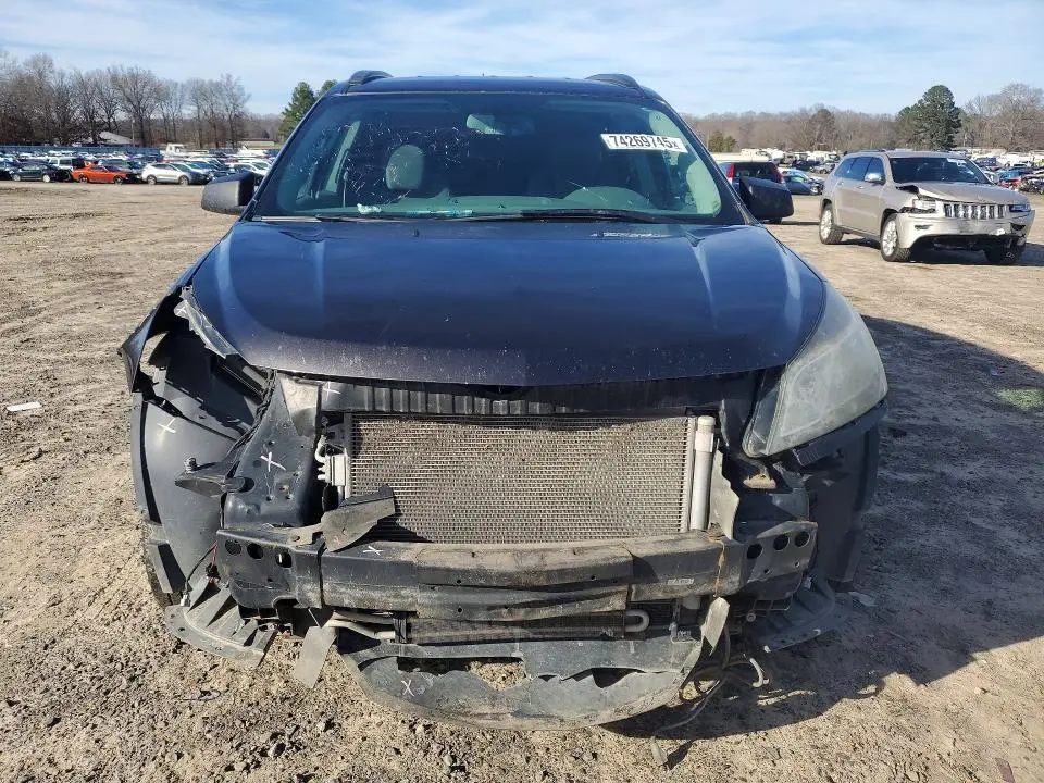 2015 CHEVROLET TRAVERSE LS  