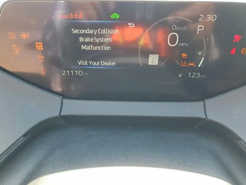 2024 TOYOTA PRIUS XLE  