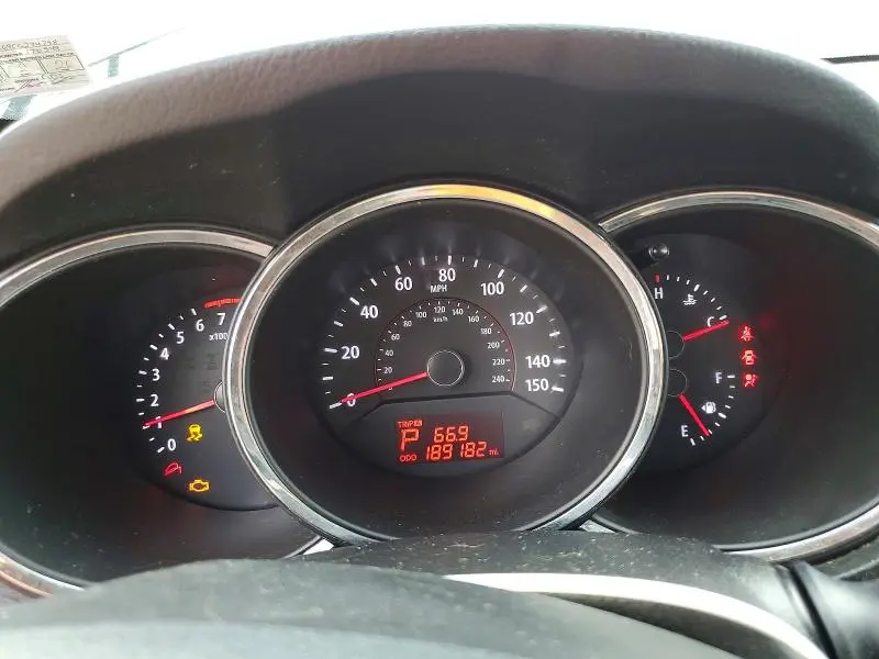 2012 KIA SORENTO LX  