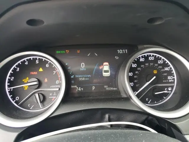 2023 TOYOTA CAMRY XLE  