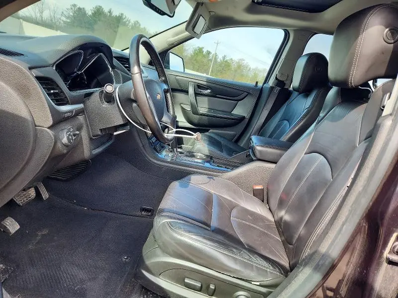 2015 CHEVROLET TRAVERSE LT  