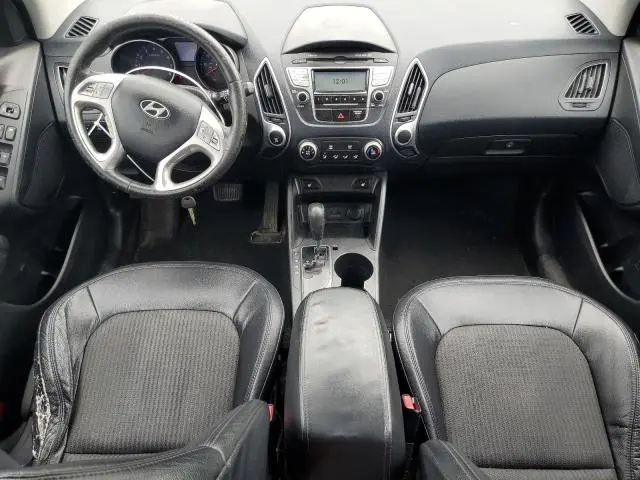 2011 HYUNDAI TUCSON GLS  