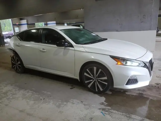 2020 NISSAN ALTIMA SR  