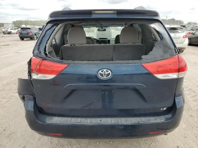 2011 TOYOTA SIENNA LE  