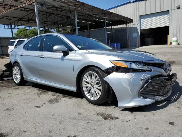 2018 TOYOTA CAMRY XLE   