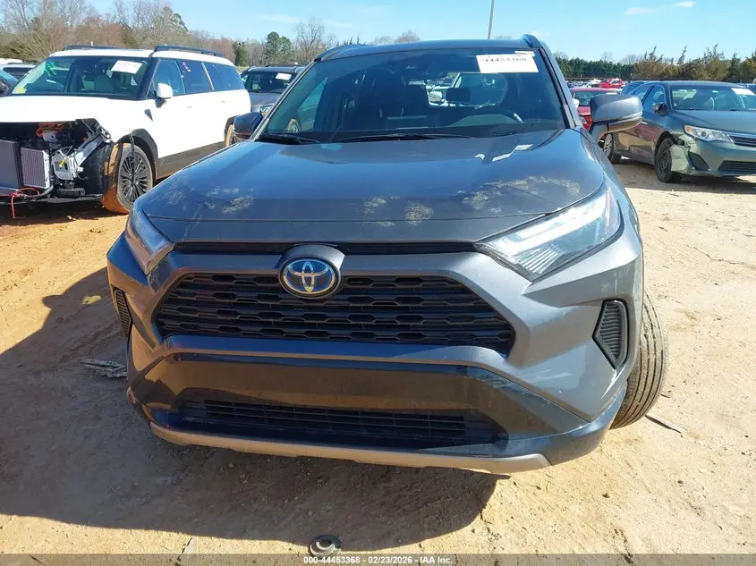 2023 TOYOTA RAV4 HYBRID SE