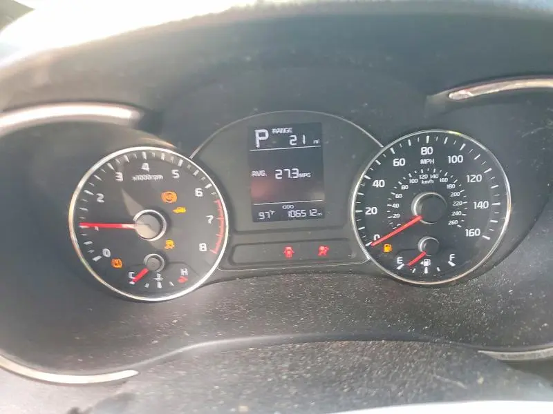 2018 KIA FORTE LX  