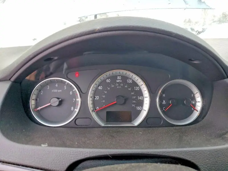 2010 HYUNDAI SONATA GLS  