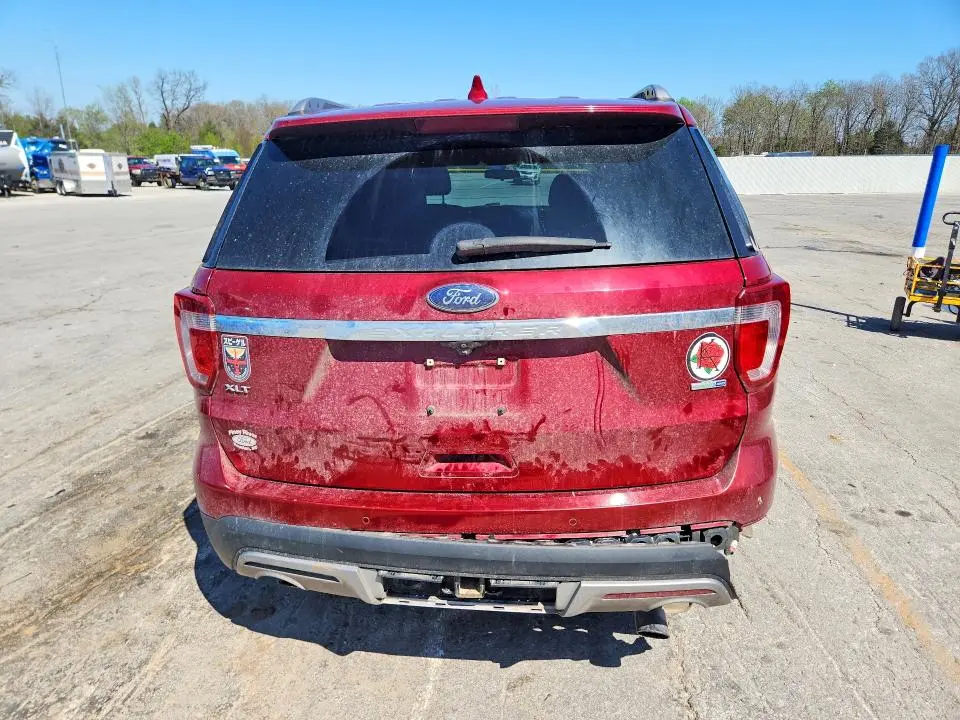2017 FORD EXPLORER XLT  