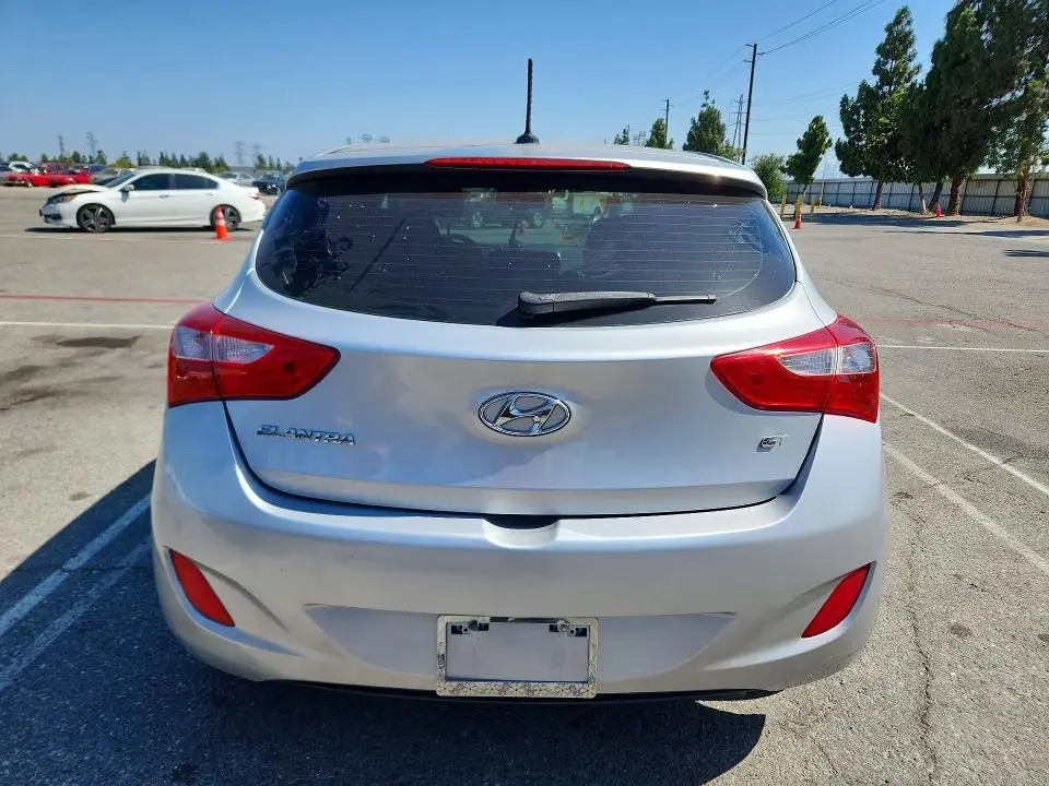 2016 HYUNDAI ELANTRA GT BASE  