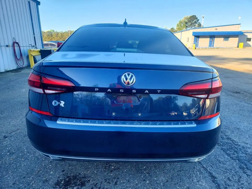 2021 VOLKSWAGEN PASSAT SE  
