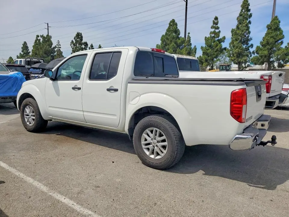 2015 NISSAN FRONTIER S  