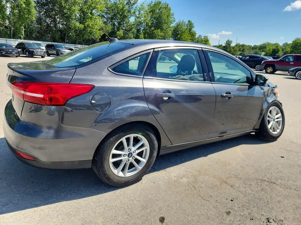 2017 FORD FOCUS SE  