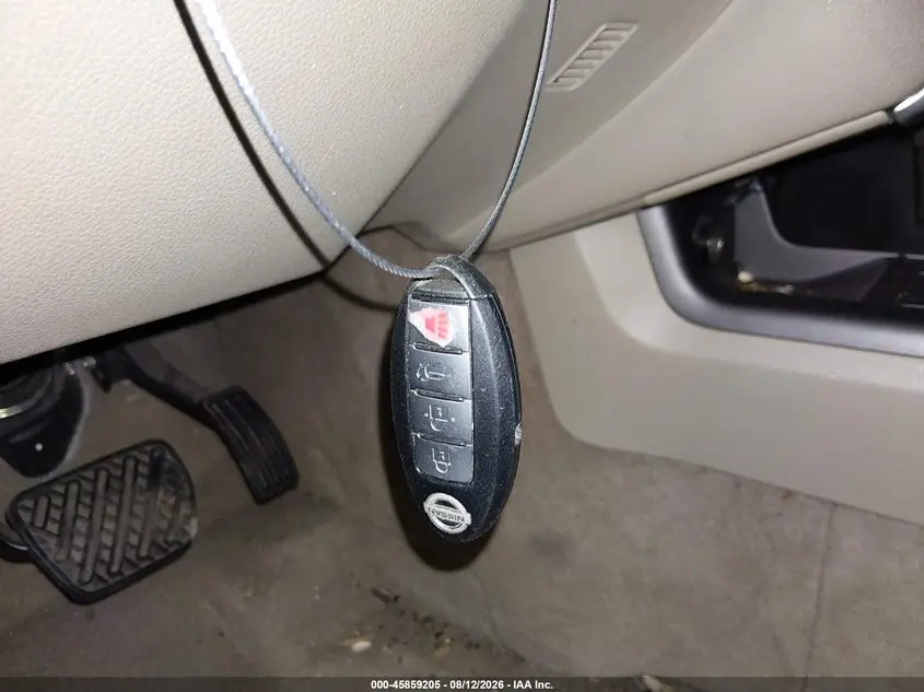 2011 NISSAN MURANO LE