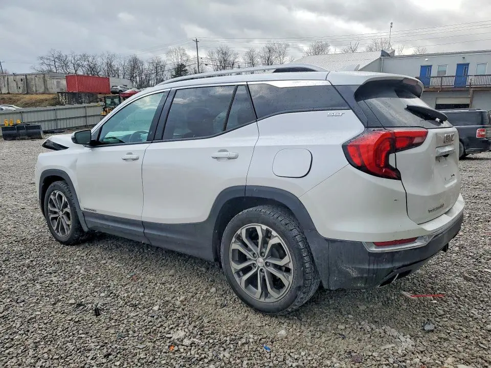 2020 GMC TERRAIN SLT  