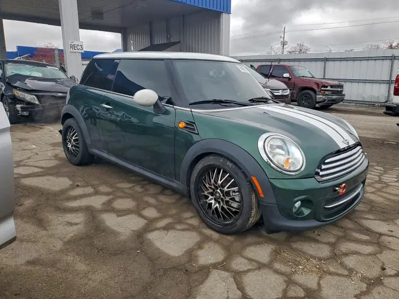 2011 MINI COOPER   