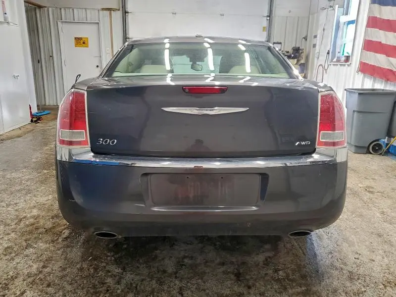 2014 CHRYSLER 300   