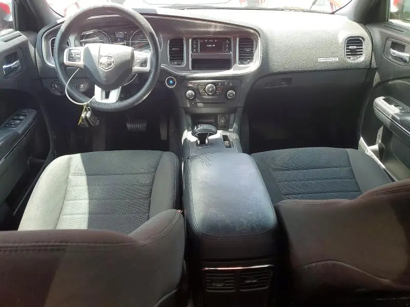 2013 DODGE CHARGER SE  