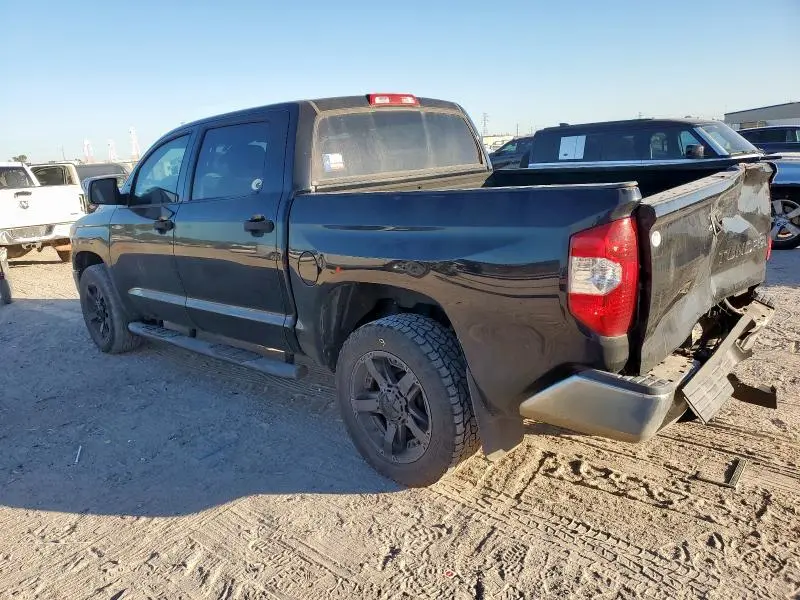 2016 TOYOTA TUNDRA CREWMAX SR5  