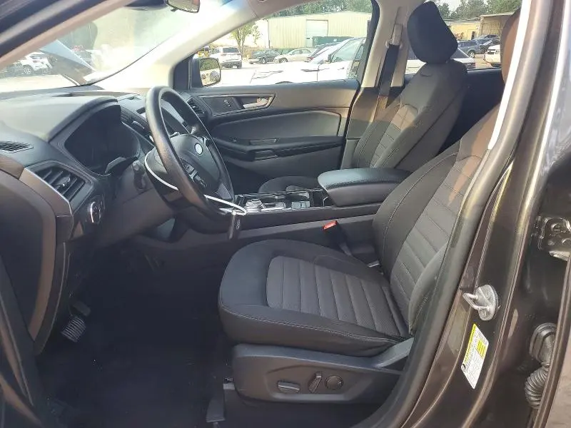 2020 FORD EDGE SE  
